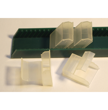 FOURNITURSKENA I PLAST 475 mm grn