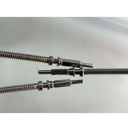 Uppdragsaxel 401 ST 1800 Fabriksnytt NOS